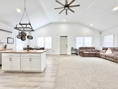 2450 Highway 231 S, Castalian Springs, TN, 37031-5625 | Card Image