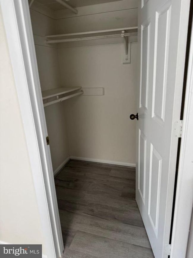1631 Oak Spring Way, Townhouse with 3 bedrooms, 4 bathrooms and null parking in RESTON VA | Image 11