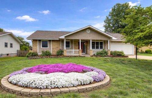 916 E Meadowlark St, Springfield, MO, 65810-2956 | Card Image