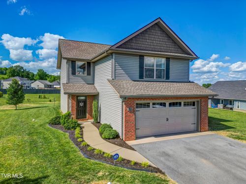 35 Addie Marie Dr, Jonesborough, TN, 37659-6587 | Card Image