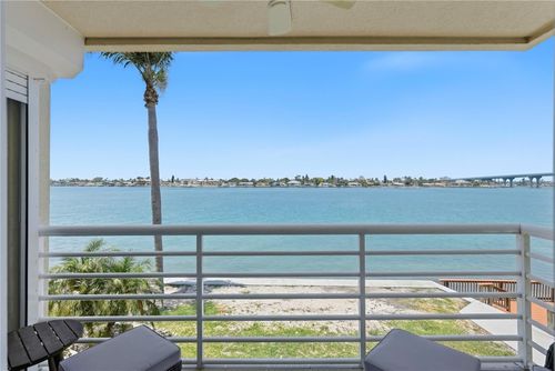 272-6085 Bahia Del Mar Cir, ST PETERSBURG, FL, 33715-2380 | Card Image