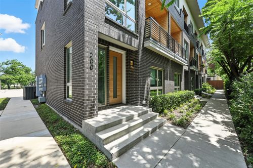 apt-200-2620 Valley View Ln, Farmers Branch, TX, 75234-1532 | Card Image