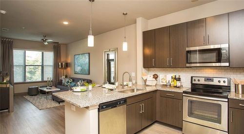 01-437-464 Bishop Street Nw, Atlanta, GA, 30318 | Card Image