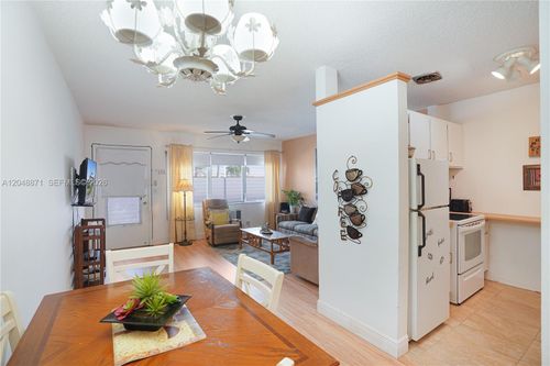 18b-820 Sw 11th Ave, Hallandale Beach, FL, 33009-6717 | Card Image