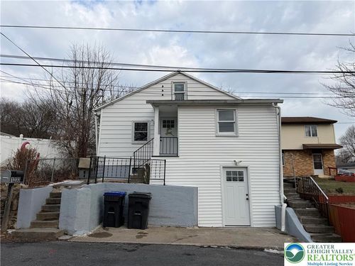 1233 Trapps Ln, Allentown, PA, 18103-3529 | Card Image