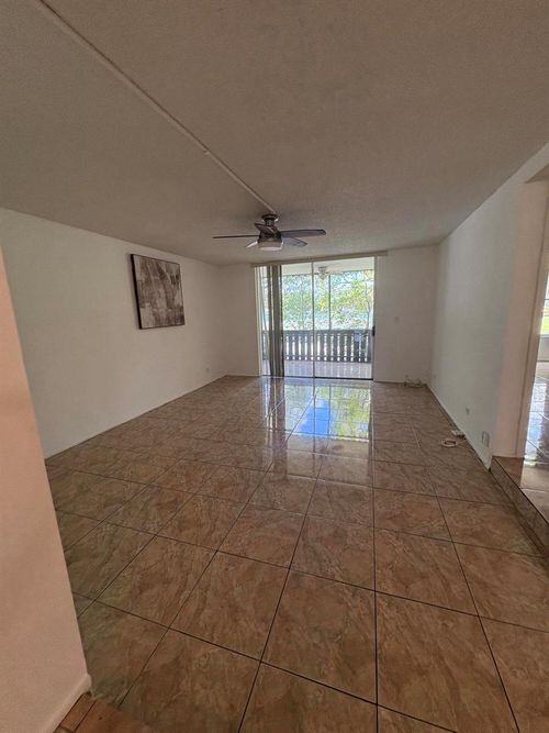 2g-3710 Inverrary Dr, LAUDERHILL, FL, 33319-5142 | Card Image