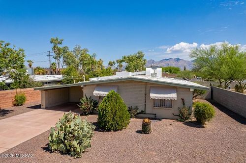 5111 E Peach St, Tucson, AZ, 85712-3623 | Card Image