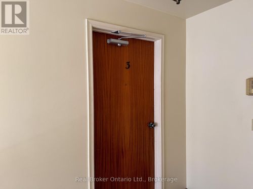 3-36 Graham Ave, Brantford, ON, N3T1C4 | Card Image