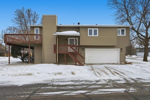 22 Fremont Dr S, Fargo, ND, 58103-5057 | Card Image
