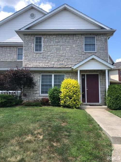 3811 E Cobble Creek Dr, Bloomington, IN, 47401-7137 | Card Image