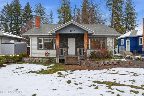 1017 E 29th Ave, Spokane, WA, 99203 | Card Image