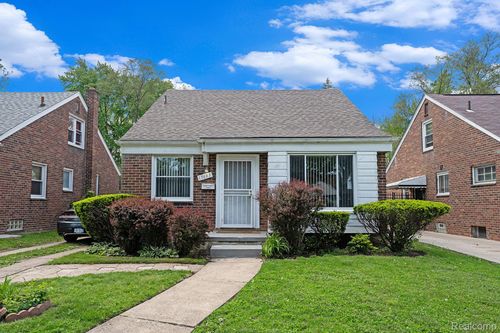 17693 Greenview Ave, Detroit, MI, 48219-3588 | Card Image