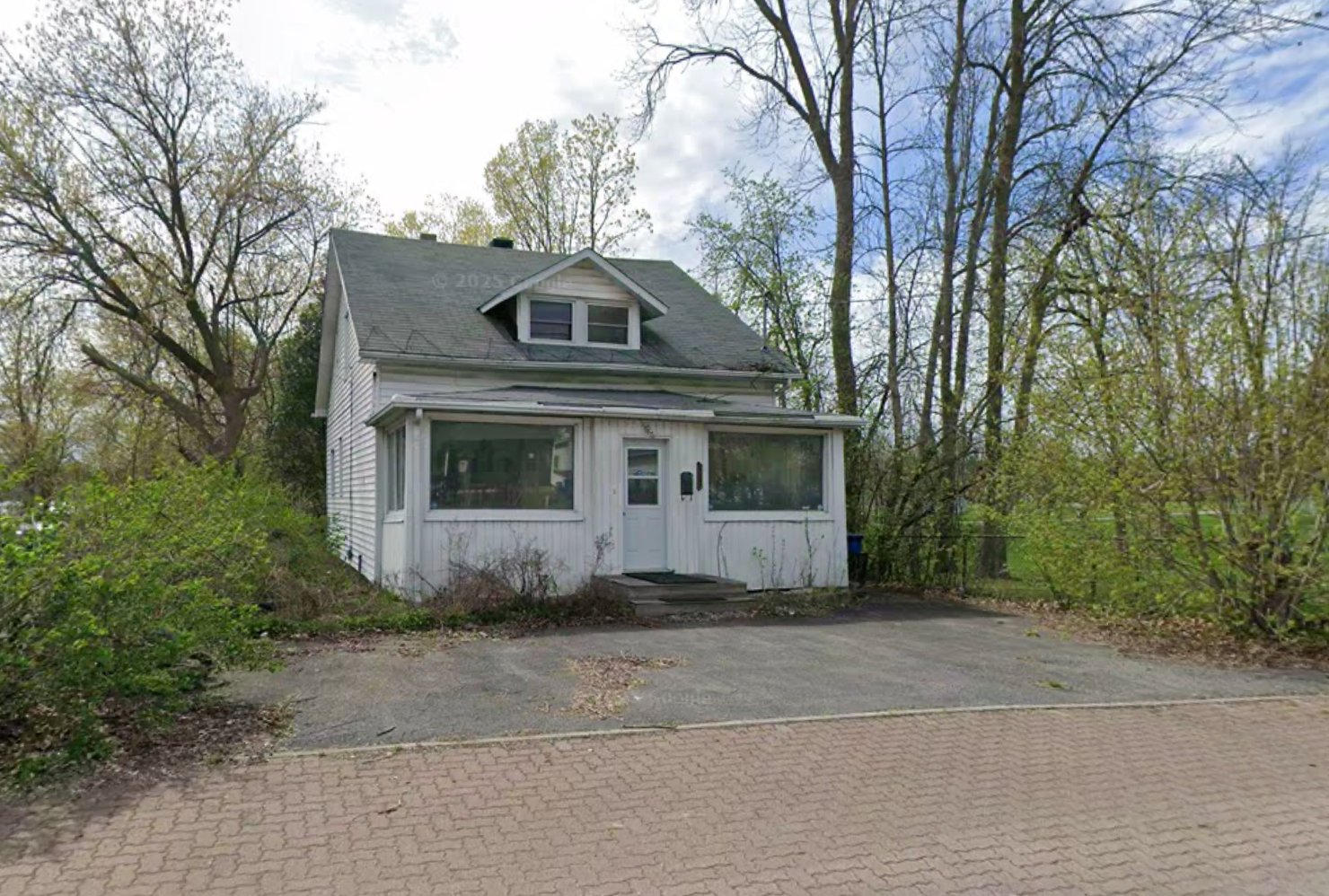 Other in Pointe-Claire