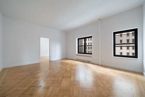 7a-57 W 58th St, New York, NY, 10019-1609 | Card Image