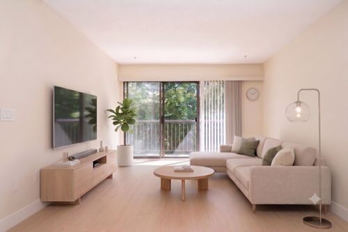208-15020 N Bluff Rd, White Rock, BC, V4B5A4 | Card Image
