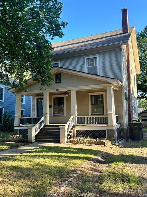 411 E 4th St, Newton, KS, 67114-2732 | Card Image