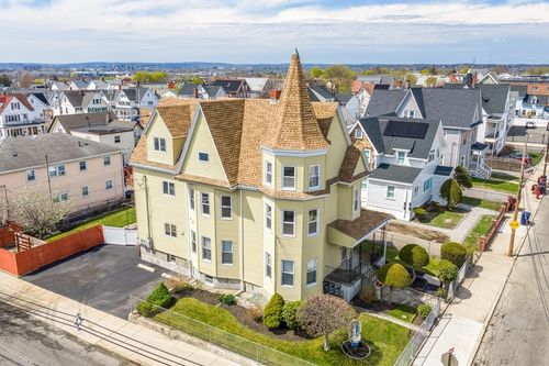 17 Upland Rd, Everett, MA, 02149-2317 | Card Image