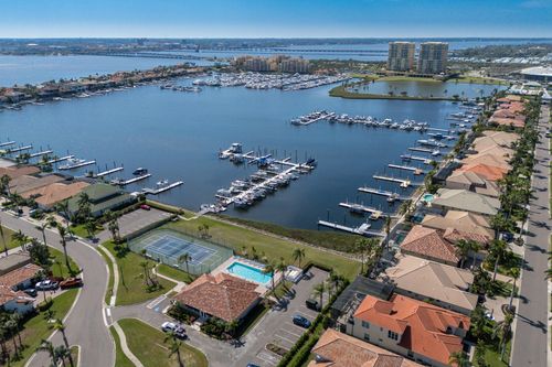 1318 3rd Street Cir E, PALMETTO, FL, 34221-4240 | Card Image