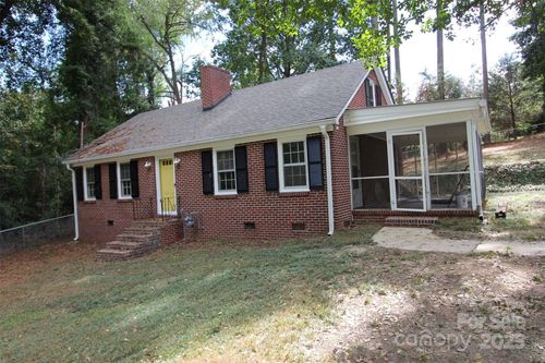 502 E Wade St, Wadesboro, NC, 28170-2336 | Card Image