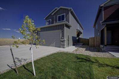 641 Hilltop Place, House other with 3 bedrooms, 2 bathrooms and null parking in Mills WY | Image 3