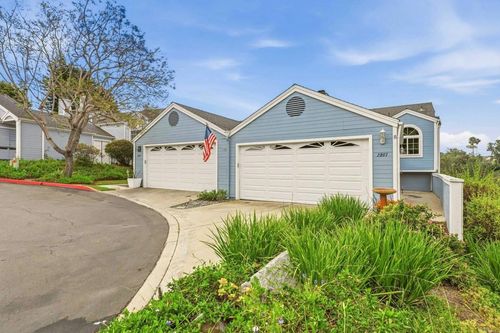 2807 Valley Vista Way, Oceanside, CA, 92054-6287 | Card Image