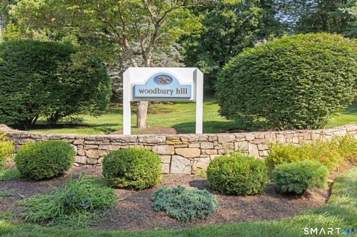 35-35 Woodbury Hl, Woodbury, CT, 06798-2961 | Card Image