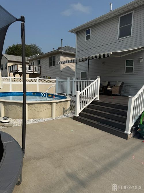 532 Ridgeway Ave, South Amboy, NJ, 08879-1275 | Card Image