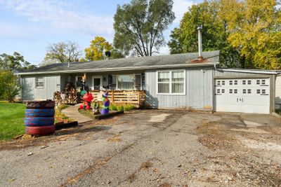 229 Se Circle Drive, House other with 3 bedrooms, 1 bathrooms and 1 parking in Joliet IL | Image 2