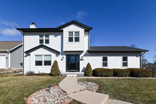 1604 Rustic Drive, SUN PRAIRIE, WI, 53590 | Card Image