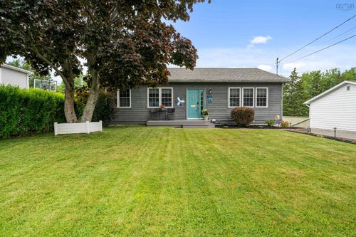 531 Martin Ave, New Glasgow, NS, B2H1R8 | Card Image