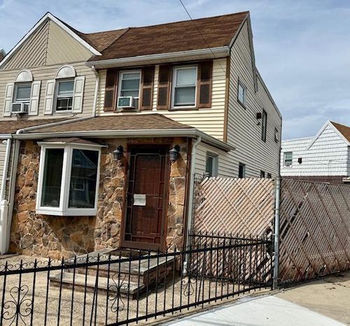 401 Allen Ave, Brooklyn, NY, 11229-6565 | Card Image