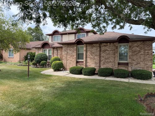 40797 Ruggero St, Clinton Township, MI, 48038-4148 | Card Image