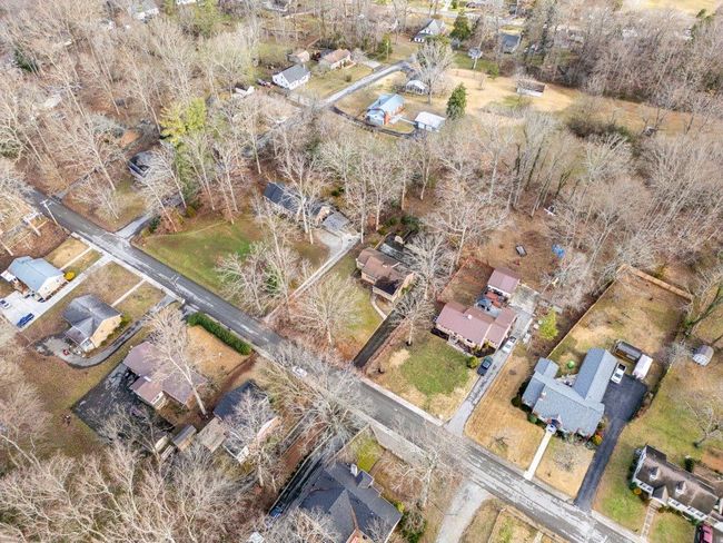 208 Ben Lomond Dr, House other with 3 bedrooms, 2 bathrooms and 3 parking in Mc Minnville TN | Image 23
