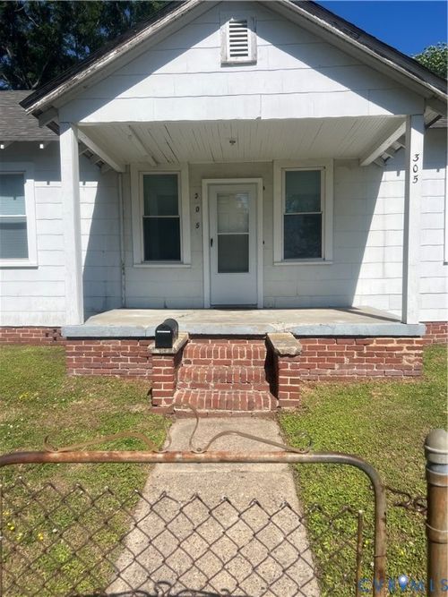305 N 5th Ave, Hopewell, VA, 23860-2511 | Card Image