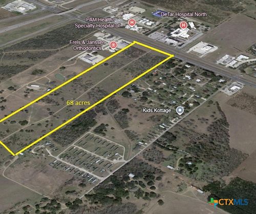 6753 N Main St, Victoria, TX, 77904-1220 | Card Image