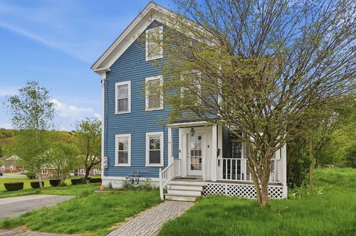 15 Mcdonald St, Spencer, MA, 01562-2309 | Card Image