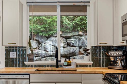 2-47315 Sylvan Dr, Chilliwack, BC, V2R0S7 | Card Image