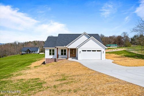 2271 Long Hollow Rd, La Follette, TN, 37766-5842 | Card Image