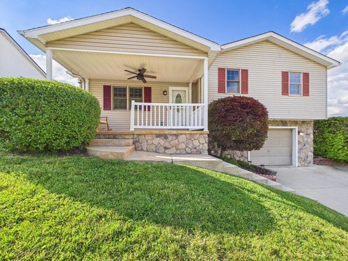 13665 Wesley Dr, Logan, OH, 43138-8413 | Card Image