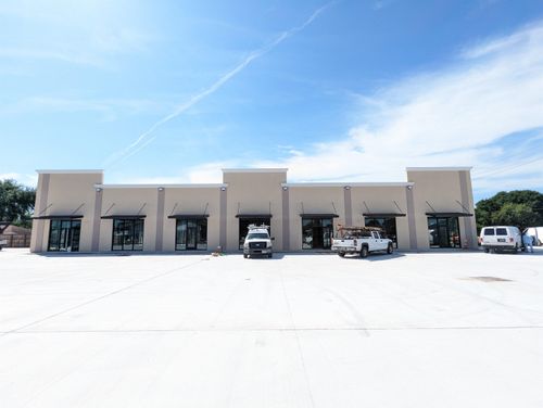 ste-e-2302 Nall St, Port Neches, TX, 77651-1139 | Card Image