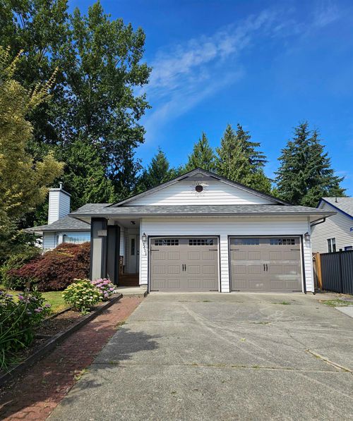 12421 231 St, Maple Ridge, BC, V2X0G3 | Card Image