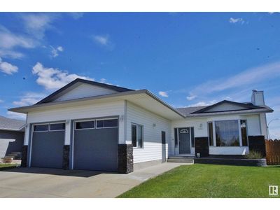 5603 45 St, House other with 4 bedrooms, 3 bathrooms and 6 parking in Lamont AB | Image 1