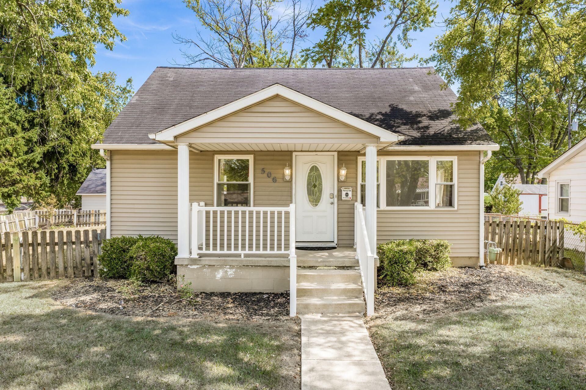 Maple Dr, Columbus, OH 43228