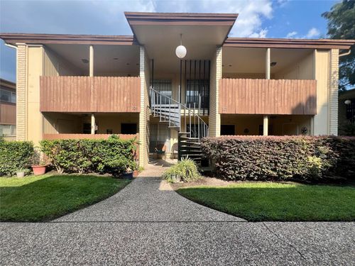 k107-7714 Renwick Dr, Houston, TX, 77081-7114 | Card Image