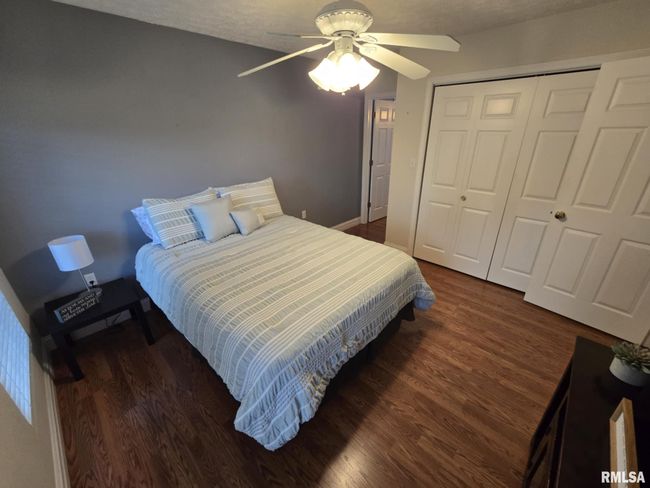 14327 Mcraven Ln, House other with 4 bedrooms, 4 bathrooms and null parking in Mount Vernon IL | Image 35