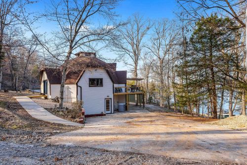 679 Lakeshore Drive, Eureka Springs, AR, 72631 | Card Image