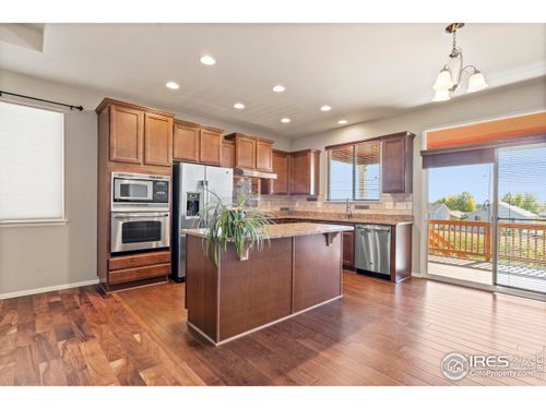 902 Campfire Dr, Fort Collins, CO, 80524-2032 | Card Image