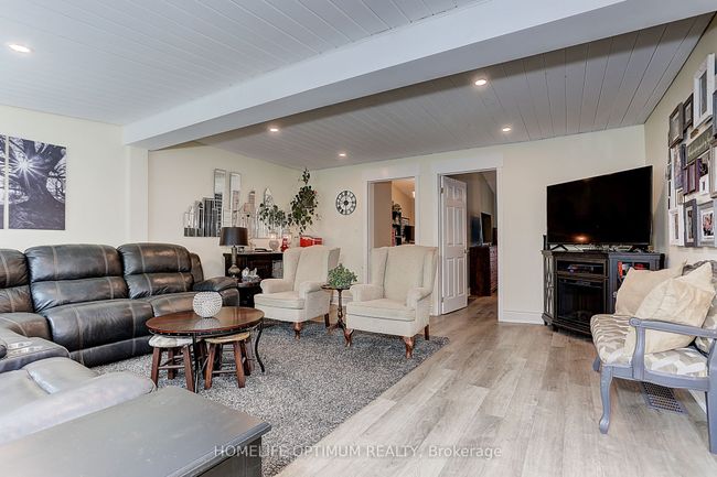 32 O'dell Lane, House other with 2 bedrooms, 1 bathrooms and 3 parking in Willow Beach ON | Image 13