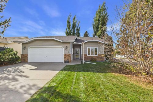 222 Davison Dr, Red Deer, AB, T4R2E6 | Card Image