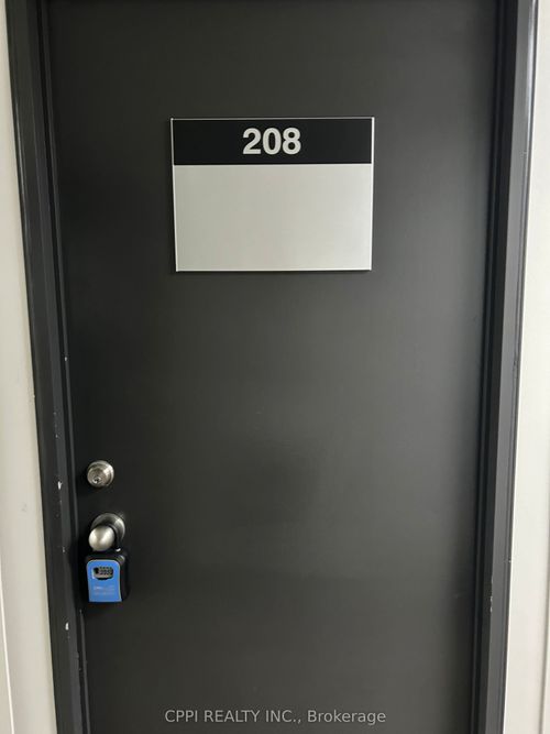 208-650 King St E, Oshawa, ON, L1H1G5 | Card Image